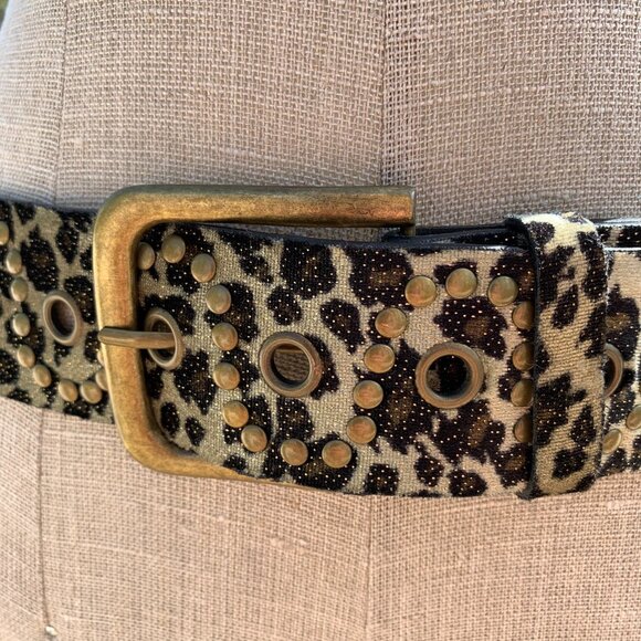 Vintage Leopard Print Belt with Gold Accents - Picture 2 of 13